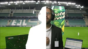 reveal_advertising_half 